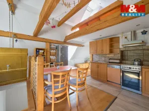 Prodej rodinného domu, Červený Kostelec, Jiráskova, 380 m2
