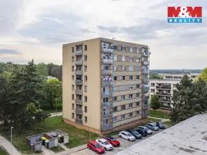 Pronájem bytu 2+1, Chvaletice, U Kulturního domu, 60 m2
