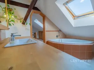 Pronájem bytu 3+1, Praha - Hloubětín, Poděbradská, 108 m2