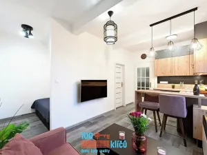 Prodej bytu 1+kk, Praha - Motol, Podhorská, 29 m2