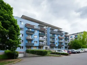 Pronájem bytu 2+kk, Praha - Čakovice, Blachutova, 72 m2