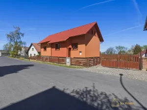 Prodej rodinného domu, Zavidov, 261 m2