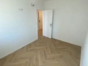 Pronájem bytu 2+kk, Praha - Vršovice, Moskevská, 48 m2