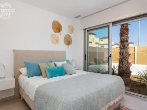 Prodej rodinného domu, Dolores, Alicante, Španělsko, 76 m2