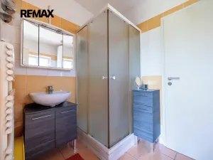 Prodej rodinného domu, Káraný, 50 m2