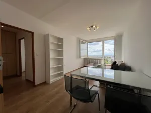 Pronájem bytu 2+kk, Praha - Kobylisy, Kyselova, 44 m2