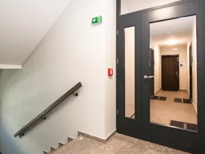 Pronájem bytu 2+kk, Praha - Košíře, Starokošířská, 58 m2