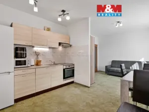 Prodej bytu 2+kk, Liberec - Liberec VI-Rochlice, Nádvorní, 48 m2