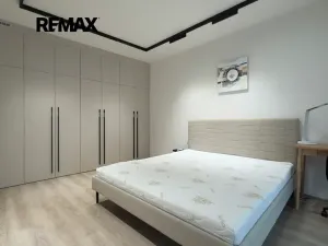 Pronájem bytu 2+kk, Praha - Libeň, Kotlaska, 59 m2