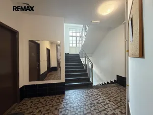 Pronájem bytu 1+kk, Praha - Dejvice, Koulova, 30 m2
