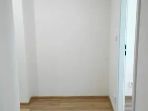 Pronájem bytu 2+kk, Králův Dvůr, Nad Stadionem, 42 m2
