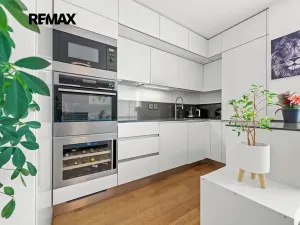 Pronájem bytu 3+kk, Praha - Hrdlořezy, Učňovská, 71 m2