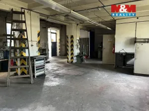 Pronájem skladu, Suchovršice, 1100 m2