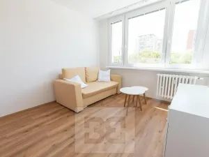 Pronájem bytu 2+1, Praha - Kobylisy, Paláskova, 59 m2