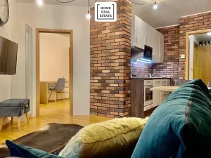 Pronájem bytu 2+kk, Praha - Žižkov, Pitterova, 45 m2