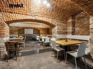 Pronájem restaurace, Praha - Nusle, Sekaninova, 254 m2
