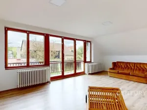 Prodej rodinného domu, Hrusice, Náves, 245 m2