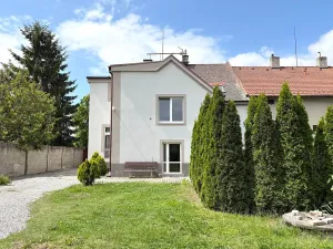 Pronájem bytu 2+1, Nymburk, Kolínská, 55 m2