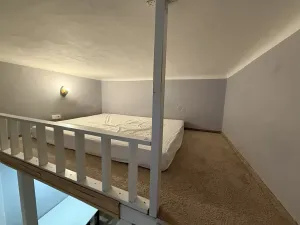 Pronájem bytu 1+kk, Praha - Nové Město, Rumunská, 25 m2