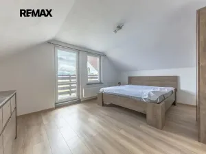 Pronájem bytu 4+kk, Ovčáry, 128 m2