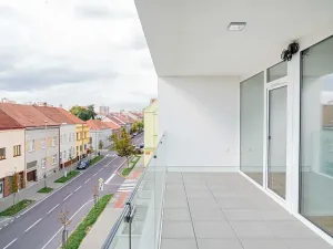 Prodej bytu 4+kk, Znojmo, Jarošova, 110 m2