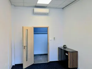 Pronájem kanceláře, Brno - Horní Heršpice, Traťová, 15 m2