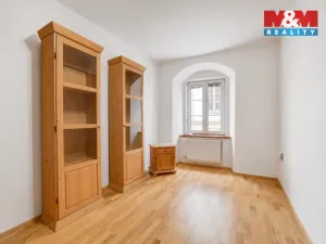 Prodej bytu 3+1, Cheb, Hradební, 56 m2