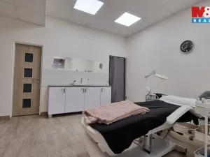 Pronájem obchodního prostoru, Český Těšín, Kysucká, 28 m2
