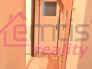 Pronájem bytu 2+1, Praha - Ruzyně, Stochovská, 56 m2