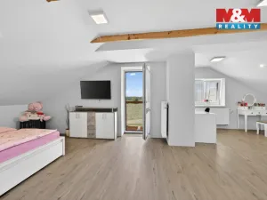 Prodej rodinného domu, Lužnice, 266 m2