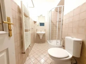 Pronájem bytu 1+kk, Praha - Smíchov, Plzeňská, 27 m2