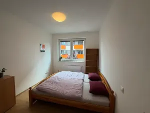 Pronájem bytu 2+kk, Brno, Mojmírovo náměstí, 44 m2