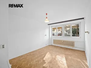 Prodej ubytování, Praha - Vršovice, Bulharská, 95 m2