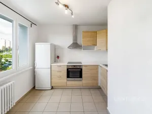 Pronájem bytu 2+1, Praha - Kamýk, Zárubova, 61 m2