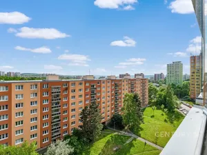 Pronájem bytu 2+1, Praha - Kamýk, Zárubova, 61 m2