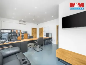 Prodej obchodního prostoru, Čáslav - Čáslav-Nové Město, Táborská, 270 m2