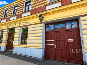 Pronájem restaurace, Písek, Sedláčkova, 110 m2