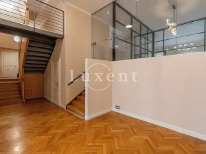 Pronájem kanceláře, Praha - Josefov, Pařížská, 210 m2