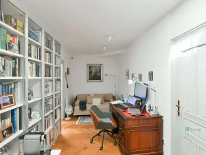 Prodej atypického bytu, Praha - Josefov, Valentinská, 108 m2