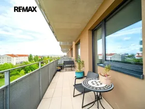 Prodej bytu 4+kk, Praha - Strašnice, Zvěřinova, 92 m2