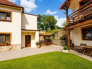 Prodej rodinného domu, Bavory, 323 m2
