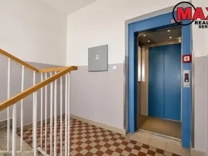 Prodej bytu 2+1, Plzeň, Zábělská, 52 m2