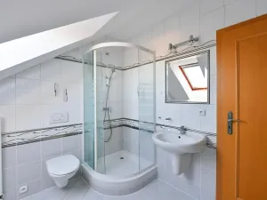 Pronájem rodinného domu, Horoměřice, 350 m2