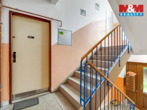 Prodej bytu 3+1, Králův Dvůr, Pod Hájem, 63 m2