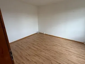 Pronájem bytu 2+kk, Bílina, Sídliště Za Chlumem, 35 m2