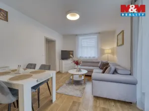 Prodej bytu 2+kk, Sušice - Sušice III, Hájkova, 59 m2