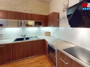 Prodej bytu 3+kk, Karlovy Vary, Moravská, 111 m2