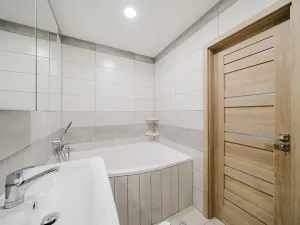 Prodej bytu 4+1, Třebíč, Novodvorská, 92 m2