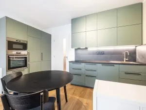 Pronájem bytu 1+kk, Praha, Milánská, 31 m2