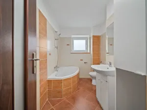 Prodej bytu 2+1, Pardubice - Zelené Předměstí, Wolkerova, 49 m2
